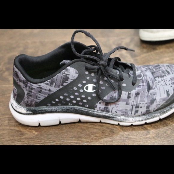 Champion sneakers - Picture 3 of 5